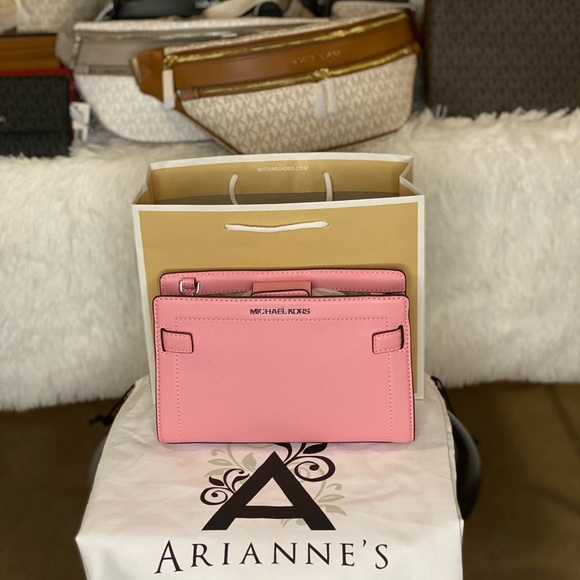 MICHAEL KORS Rayne Small Crossbody- Carnation - Picture 2 of 5